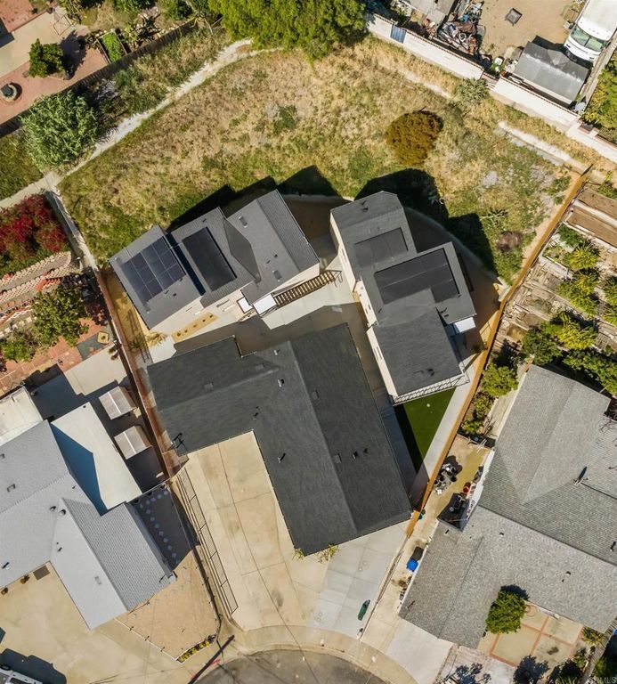 2409 Fleetwood Street, San Diego, CA 92111 — photo 3