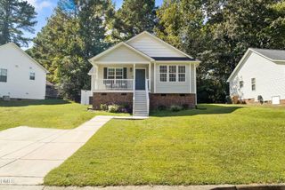 1212 Woodbriar Street, Clayton, NC 27520