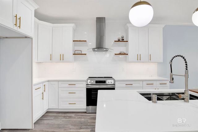 4240 Augusta Drive, Gulf Shores, AL 36542