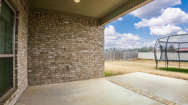 104 Hayden Dr, Beebe, AR 72012