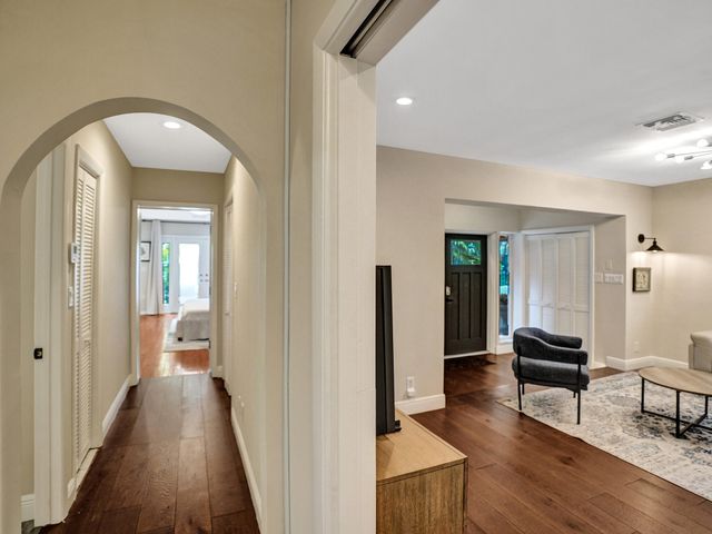 1625 SE 2nd Court, Fort Lauderdale, FL 33301