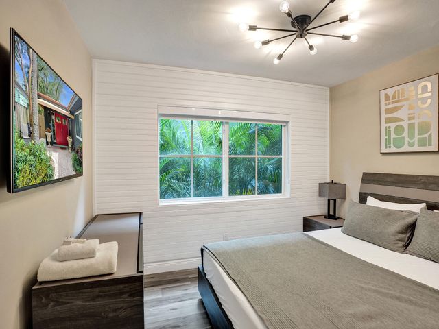 1625 SE 2nd Court, Fort Lauderdale, FL 33301