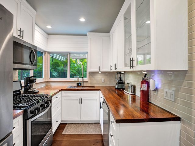 1625 SE 2nd Court, Fort Lauderdale, FL 33301