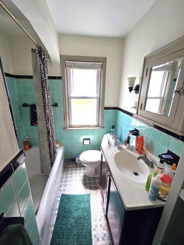 3845 Chicago Avenue, Minneapolis, MN 55407