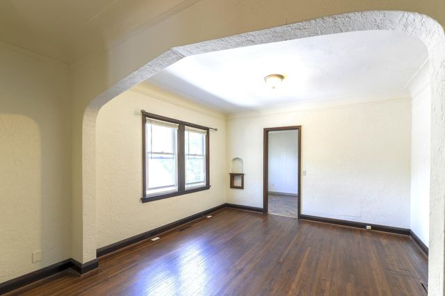 3845 Chicago Avenue, Minneapolis, MN 55407