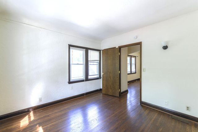 3845 Chicago Avenue, Minneapolis, MN 55407