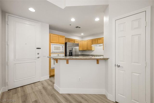 27 East Agate Avenue 409, Las Vegas, NV 89123