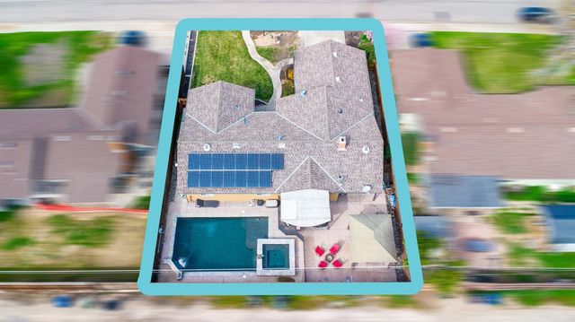 2490 Zinfandel Ln, Turlock, CA 95380