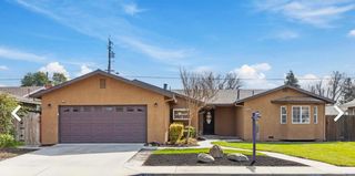 2490 Zinfandel Ln, Turlock, CA 95380