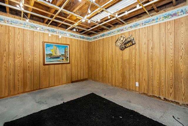 2980 Greenfield Road, Berkley, MI 48072