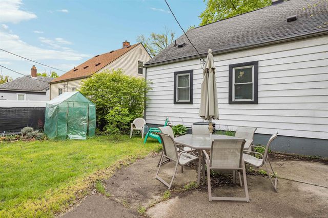 2980 Greenfield Road, Berkley, MI 48072