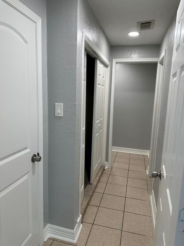 10622 Norton Drive, Houston, TX 77043
