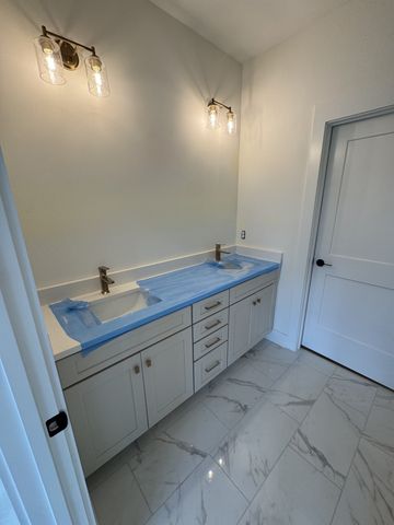 615 Swanston Lane, Gallatin, TN 37066