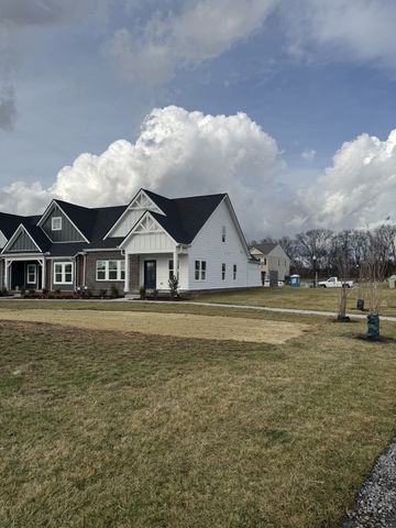 615 Swanston Lane, Gallatin, TN 37066