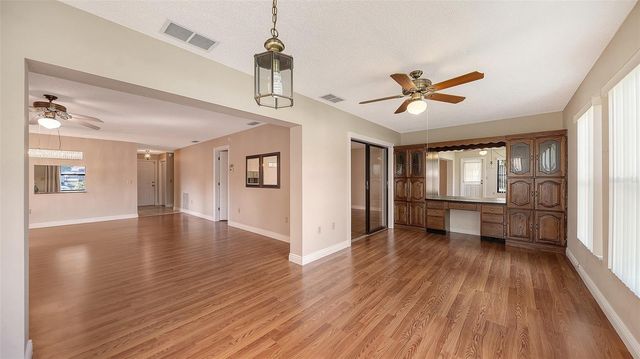 4767 OAK HILL COURT 48, Sarasota, FL 34232
