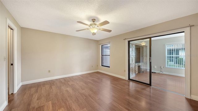 4767 OAK HILL COURT 48, Sarasota, FL 34232