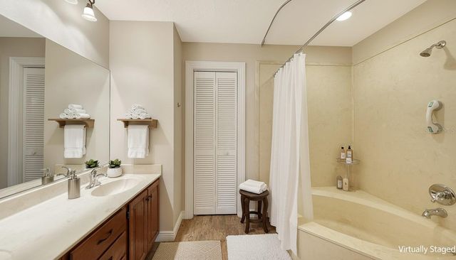 4767 OAK HILL COURT 48, Sarasota, FL 34232