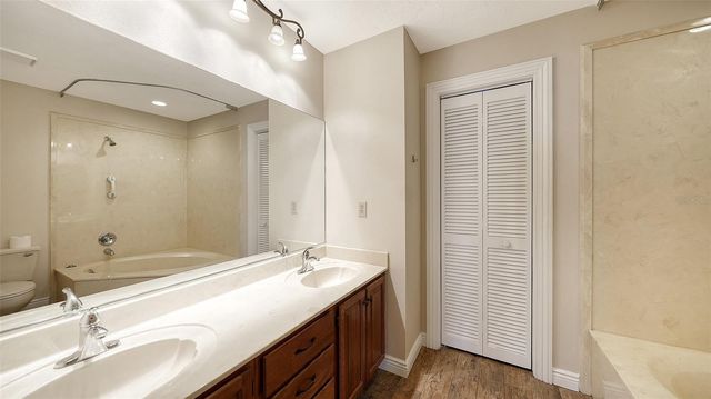 4767 OAK HILL COURT 48, Sarasota, FL 34232