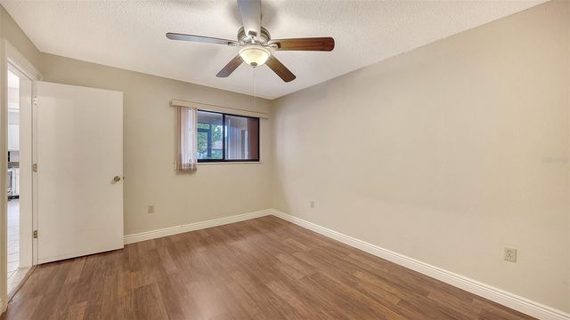 4767 OAK HILL COURT 48, Sarasota, FL 34232