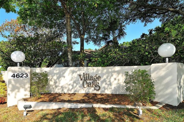 4767 OAK HILL COURT 48, Sarasota, FL 34232