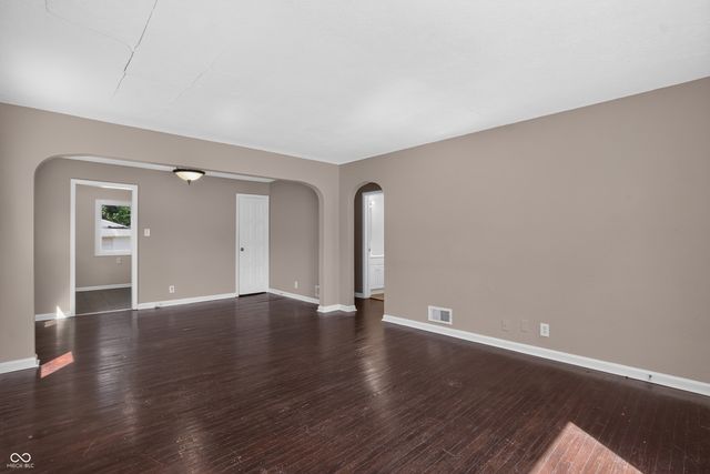 5010 Hillside Avenue, Indianapolis, IN 46205