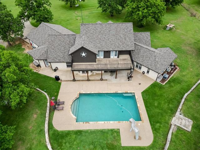318 E Lone Star Road, Poolville, TX 76487