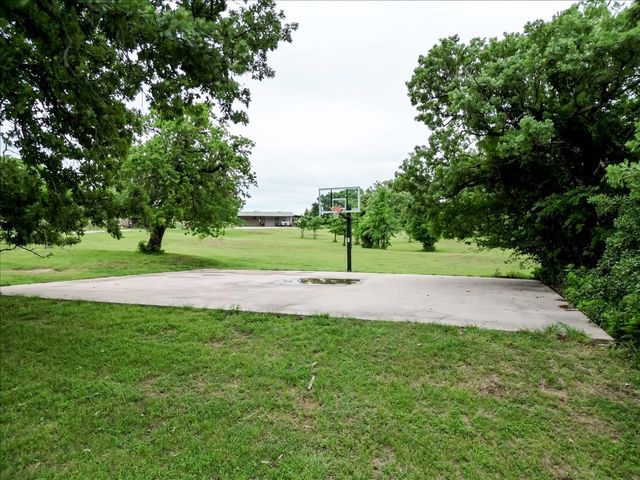 318 E Lone Star Road, Poolville, TX 76487