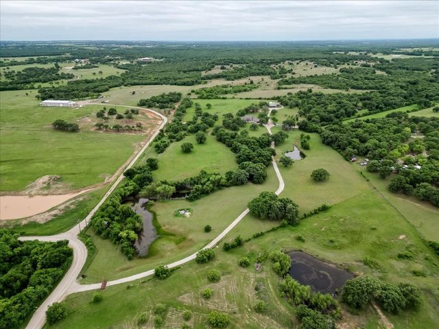 318 E Lone Star Road, Poolville, TX 76487