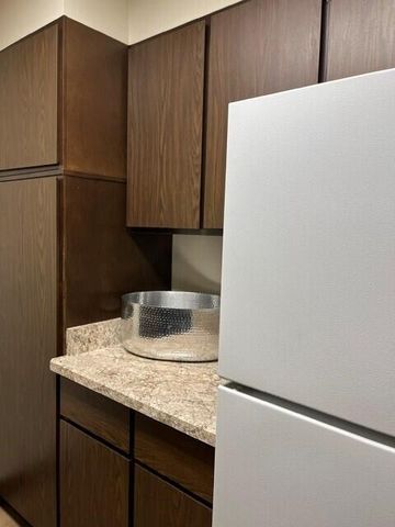 N89W16329 Cleveland AVENUE, Menomonee Falls, WI 53051