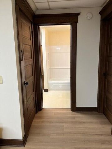 N89W16329 Cleveland AVENUE, Menomonee Falls, WI 53051