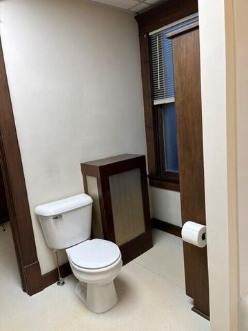 N89W16329 Cleveland AVENUE, Menomonee Falls, WI 53051