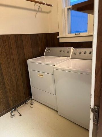 N89W16329 Cleveland AVENUE, Menomonee Falls, WI 53051