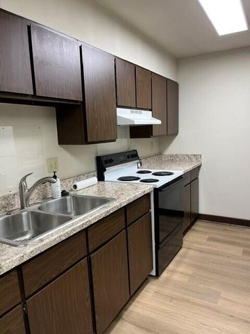 N89W16329 Cleveland AVENUE, Menomonee Falls, WI 53051