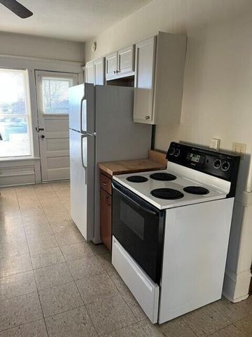 N89W16329 Cleveland AVENUE, Menomonee Falls, WI 53051