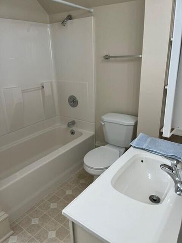 N89W16329 Cleveland AVENUE, Menomonee Falls, WI 53051