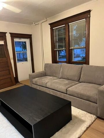 N89W16329 Cleveland AVENUE, Menomonee Falls, WI 53051