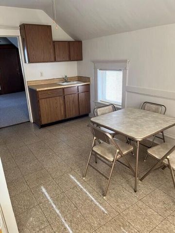 N89W16329 Cleveland AVENUE, Menomonee Falls, WI 53051