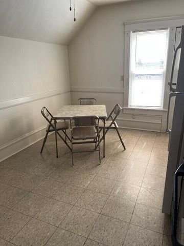 N89W16329 Cleveland AVENUE, Menomonee Falls, WI 53051