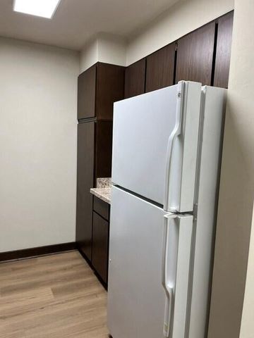 N89W16329 Cleveland AVENUE, Menomonee Falls, WI 53051