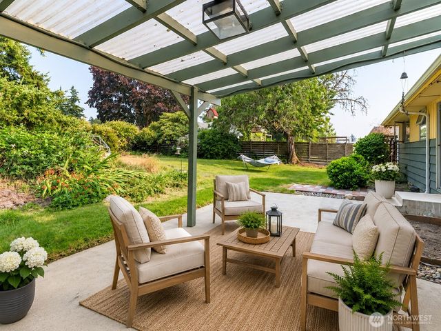 31226 6th Avenue S, Federal Way, WA 98003
