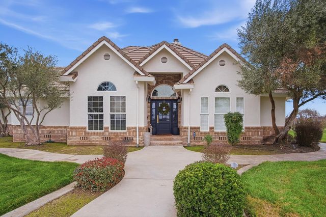 5460 Kilroy Rd, Hilmar, CA 95324