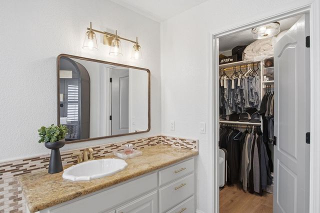 5460 Kilroy Rd, Hilmar, CA 95324