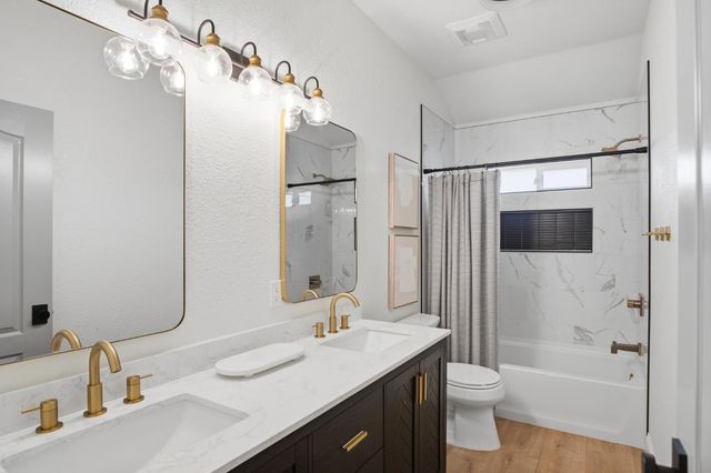 5460 Kilroy Rd, Hilmar, CA 95324