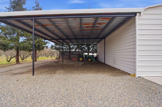 5460 Kilroy Rd, Hilmar, CA 95324