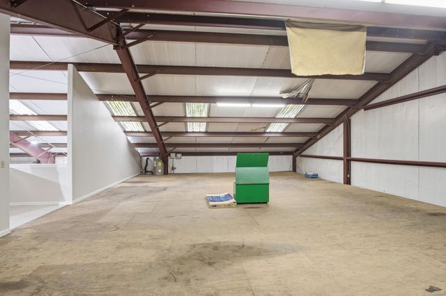 5460 Kilroy Rd, Hilmar, CA 95324