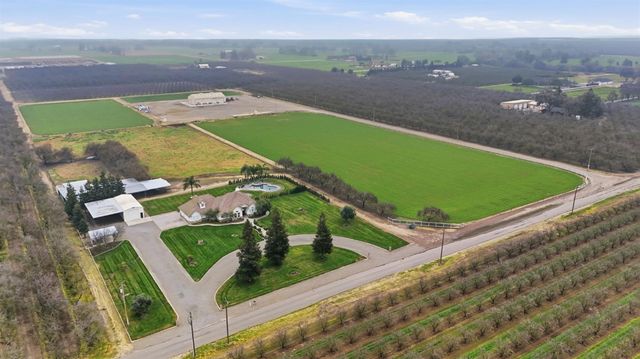 5460 Kilroy Rd, Hilmar, CA 95324