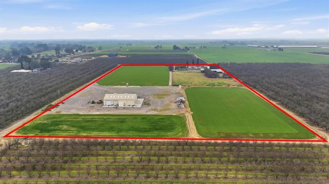 5460 Kilroy Rd, Hilmar, CA 95324