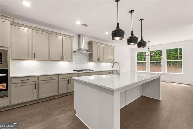 8350 Creekside Overlook Drive, Gainesville, GA 30506