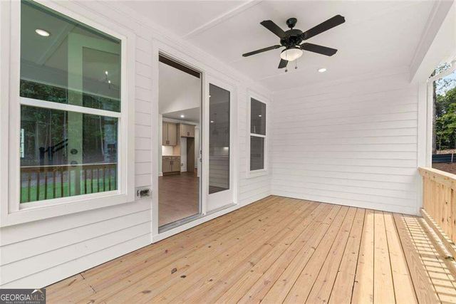 8350 Creekside Overlook Drive, Gainesville, GA 30506