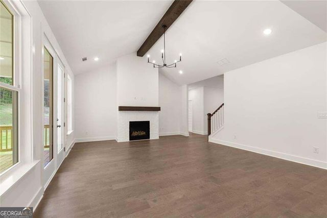 8350 Creekside Overlook Drive, Gainesville, GA 30506